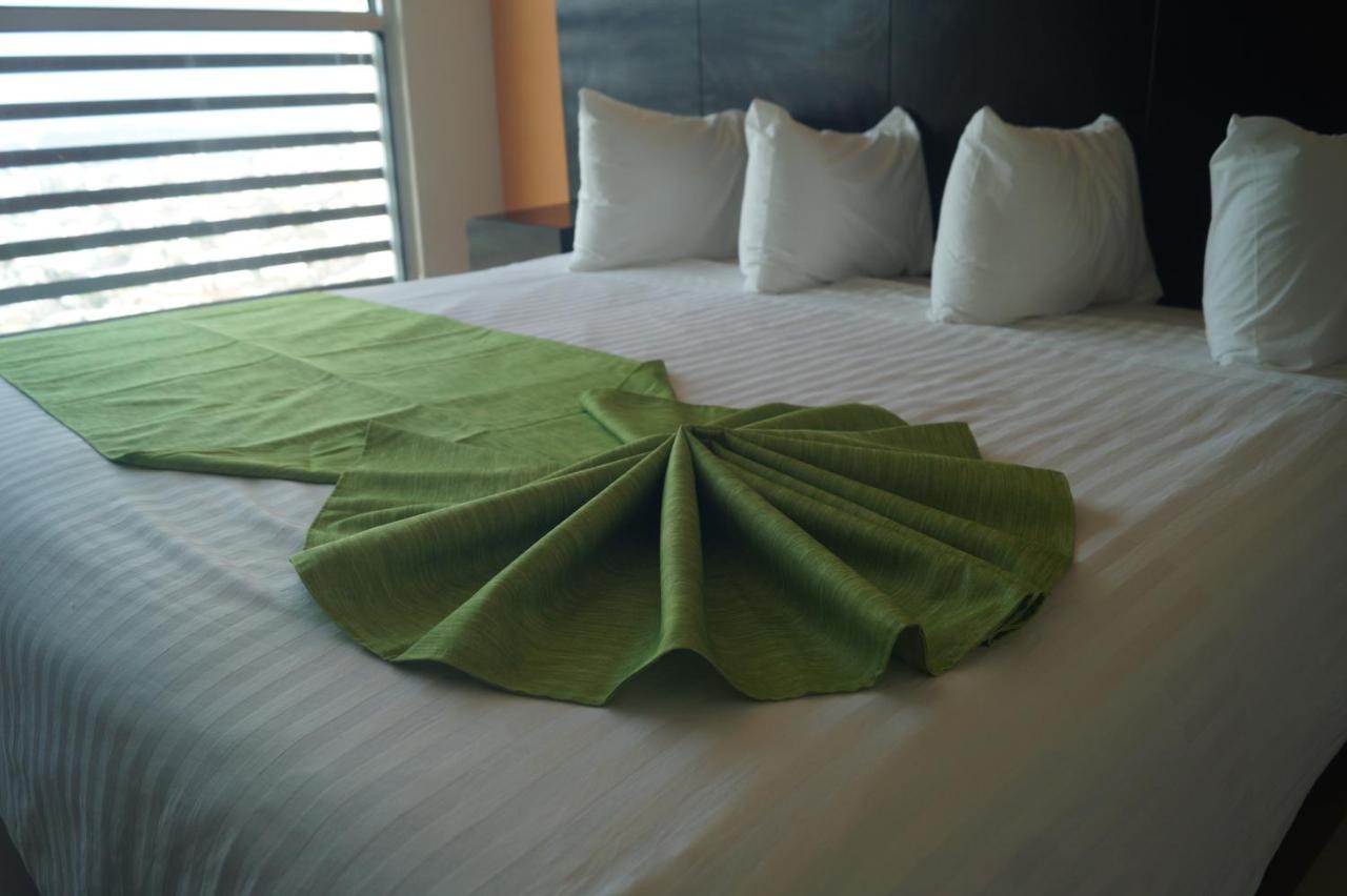Suites Eugenia Deluxe Coatzacoalcos Exterior foto